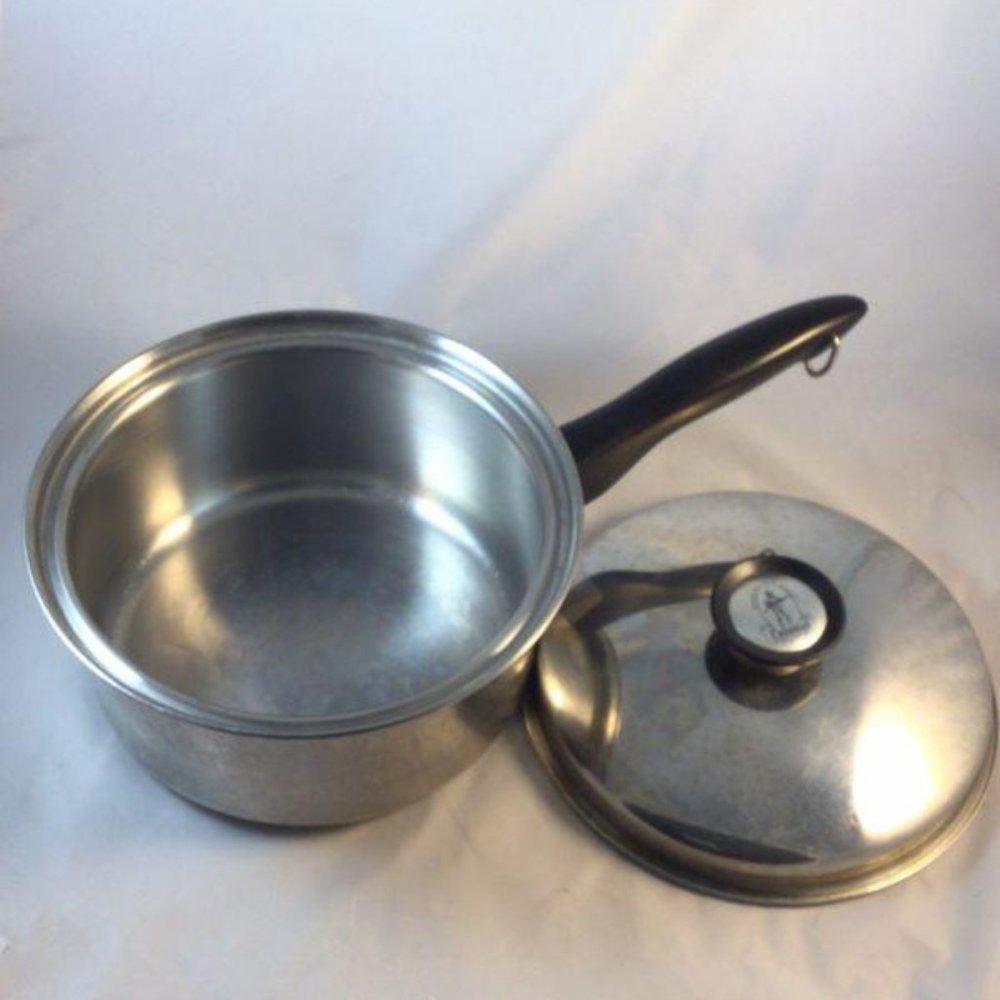 Vintage Colonial 4 QT 5 Ply Stainless Steel Pot..